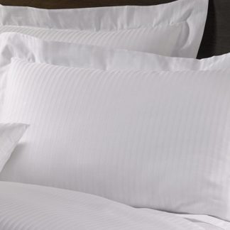 hotel bedding