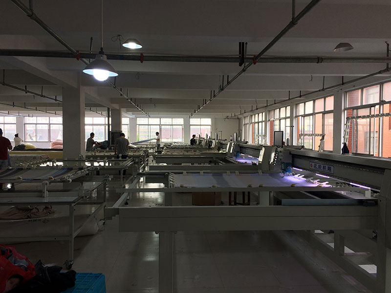 Bedding Factory China Manufacturer Single Needle Quilting